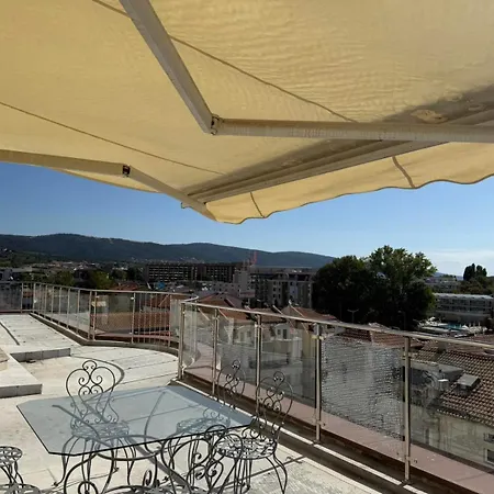 Semiramida Garden Διαμέρισμα Σάνι Μπιτς